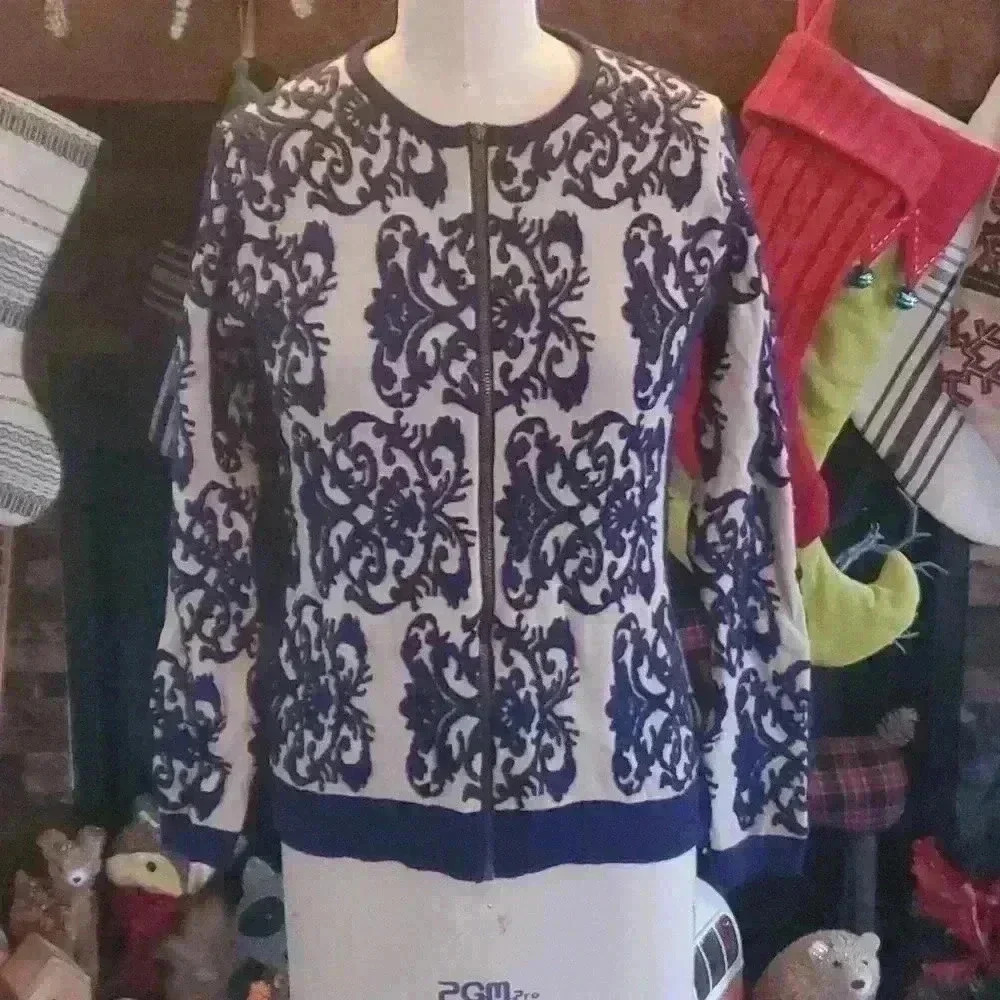 Cropped zip up printed cardigan
